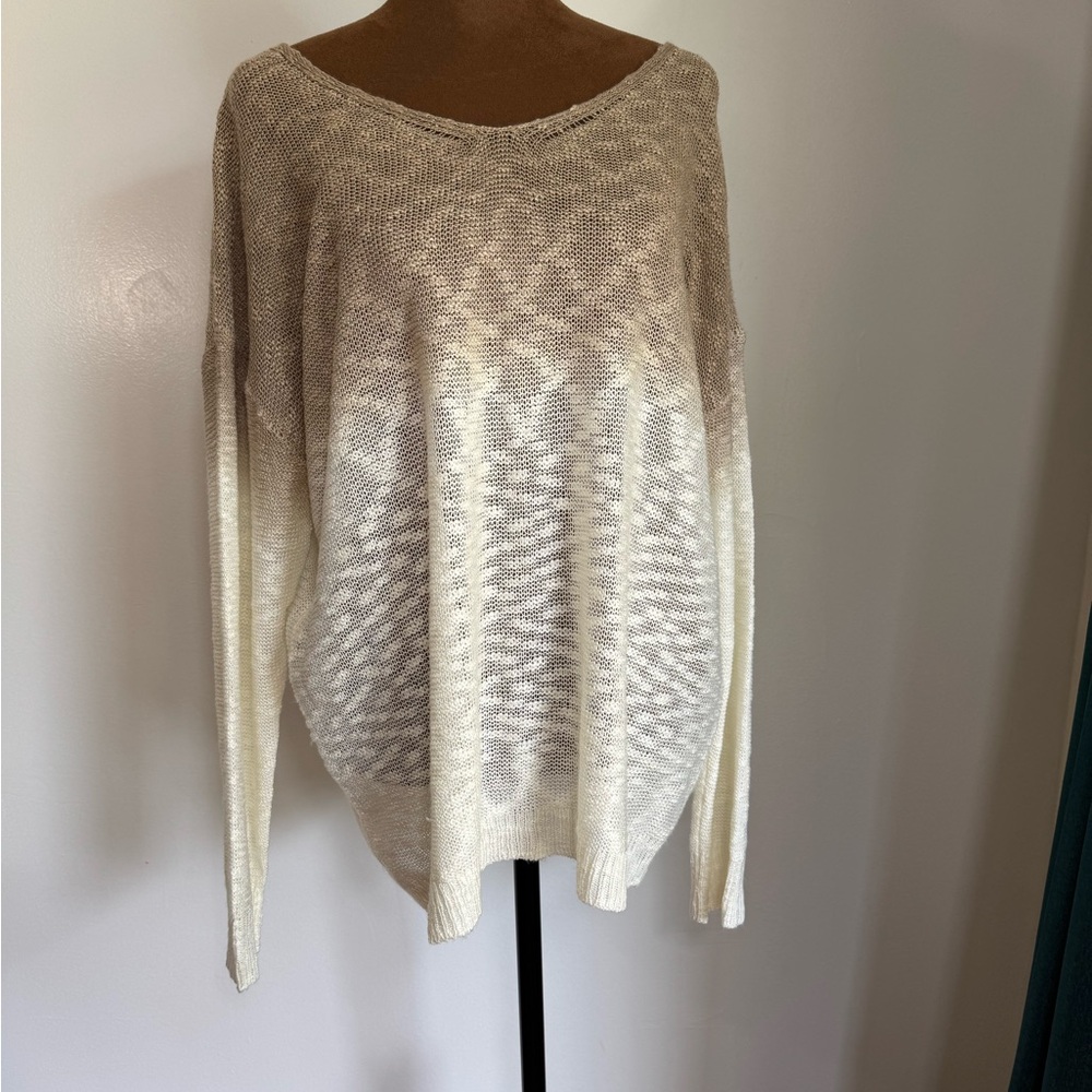 Vesti Cream and Brown Crew Neck Sweater with Intricate Knit